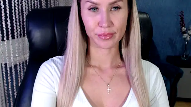 SexyXXXBlonde online show from 02-10-25, 03:53