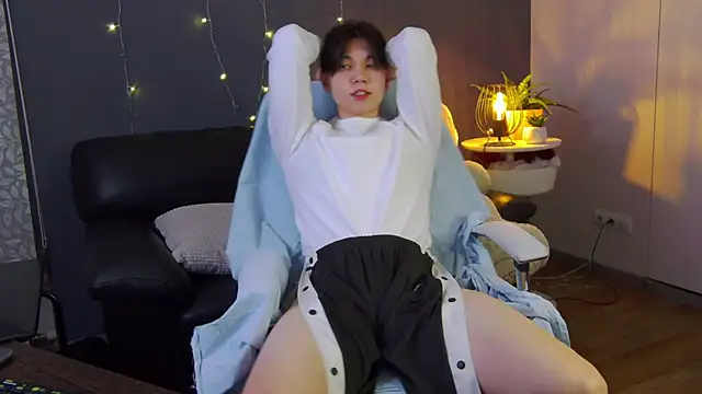 Snapshot of just_gay_ chatting on 02-14-25, 09:10 just gay online show from 02-14-25, 09:10