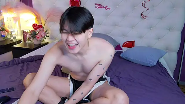 Snapshot of just_gay_ chatting on 02-16-25, 01:27 just gay online show from 02-16-25, 01:27