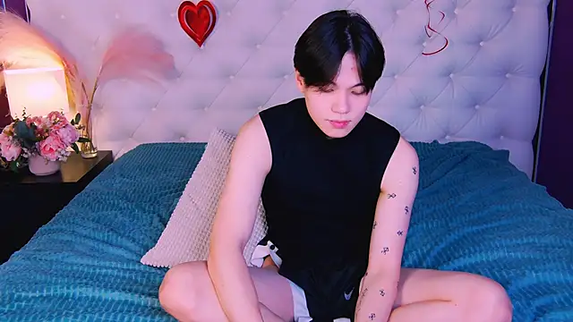 Snapshot of just_gay_ chatting on 03-03-25, 11:33 just gay online show from 03-03-25, 11:33