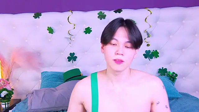 Snapshot of just_gay_ chatting on 03-16-25, 08:11 just gay online show from 03-16-25, 08:11