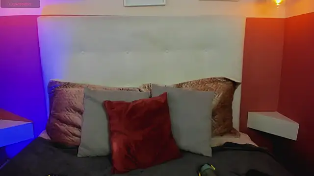 kattarina  online show from 02-28-25, 12:42