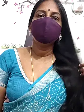 Snapshot of Tamil_Meera12 chatting on 03-02-26, 11:28 Tamil Meera12 online show from 03-02-26, 11:28