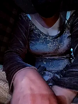 Snapshot of bestfriend-shikha chatting on 02-13-25, 05:44 bestfriend-shikha online show from 02-13-25, 05:44