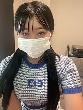 Snapshot of Rara__oo chatting on 02-14-25, 03:54 Rara oo online show from 02-14-25, 03:54