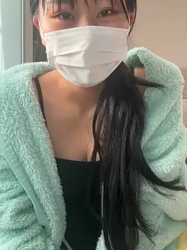 Snapshot of Rara__oo chatting on 02-14-25, 07:07 Rara oo online show from 02-14-25, 07:07