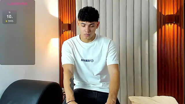 Justin mack online show from 11-11-25, 11:54