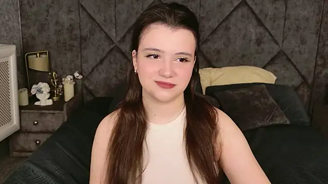 Pauline Heaven online show from 11-26-25, 05:41