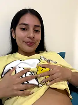 Snapshot of ariana_sweet87 chatting on 11-13-25, 07:02 ariana sweet87 online show from 11-13-25, 07:02