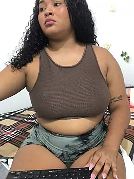 Snapshot of Marce_777 chatting on 03-07-25, 07:41 Marce 777 online show from 03-07-25, 07:41