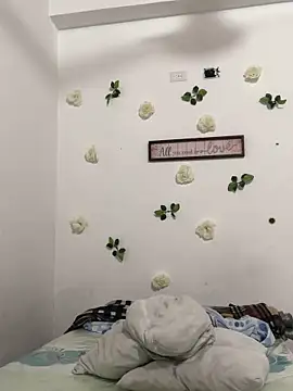 Snapshot of Marce_777 chatting on 03-18-25, 04:37 Marce 777 online show from 03-18-25, 04:37