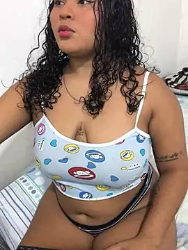 Snapshot of Marce_777 chatting on 03-20-25, 03:02 Marce 777 online show from 03-20-25, 03:02