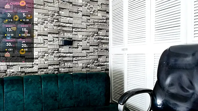 Snapshot of LittleFiree chatting on 02-27-25, 11:41 LittleFiree online show from 02-27-25, 11:41