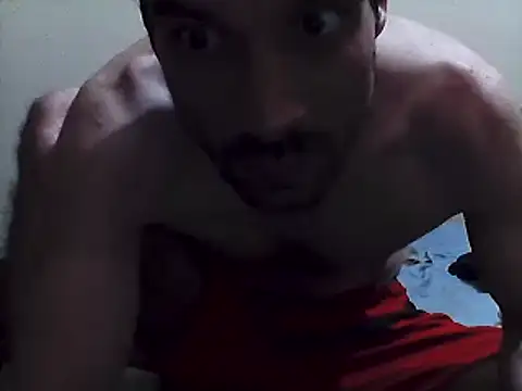 Snapshot of beatle666 chatting on 02-20-25, 05:23 beatle666 online show from 02-20-25, 05:23