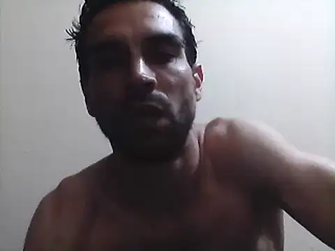 Snapshot of beatle666 chatting on 02-28-25, 02:09 beatle666 online show from 02-28-25, 02:09