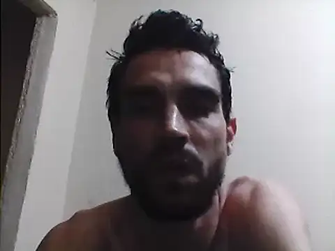 Snapshot of beatle666 chatting on 03-11-25, 01:37 beatle666 online show from 03-11-25, 01:37