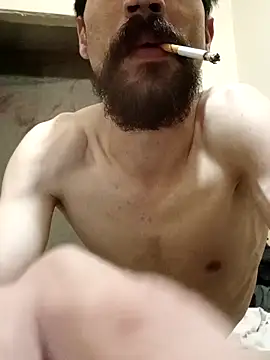 Snapshot of beatle666 chatting on 10-25-25, 05:15 beatle666 online show from 10-25-25, 05:15