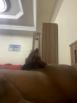 moira xz online show from 10-18-25, 01:41