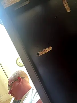 ClimbedCaelum online show from 11-01-25, 08:22