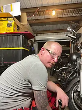 ClimbedCaelum online show from 03-05-26, 02:51