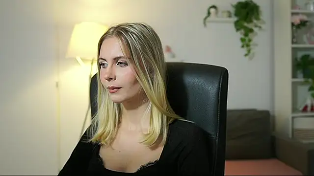 catecrago  online show from 10-10-25, 07:51