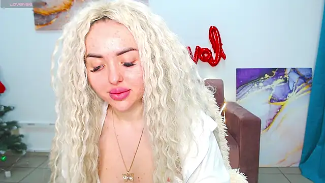 MissisCaty online show from 02-24-25, 01:24