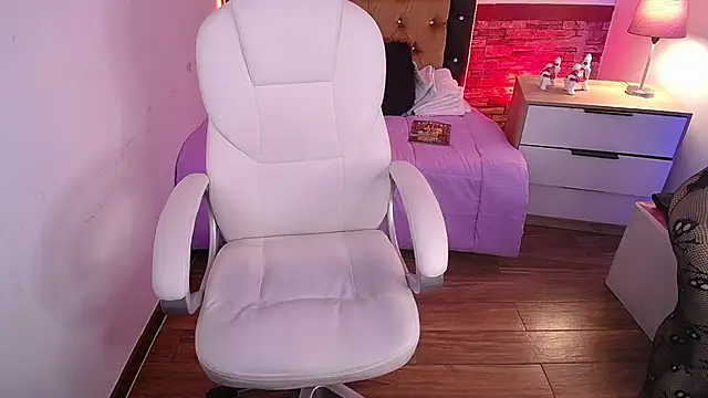 Alexaamoon  online show from 02-25-25, 02:00