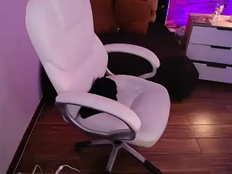 Alexaamoon  online show from 03-06-25, 07:43