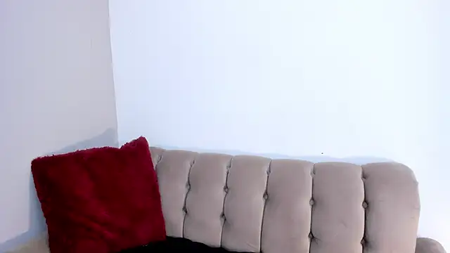 Snapshot of Violetta_0 chatting on 03-05-25, 08:53 Violetta 0 online show from 03-05-25, 08:53