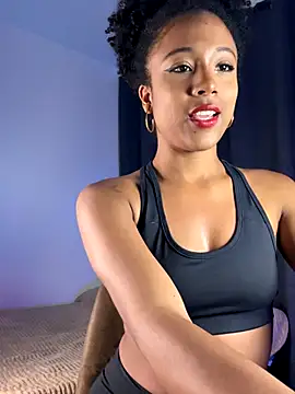 Snapshot of kiryB chatting on 11-15-25, 01:14 kiryB online show from 11-15-25, 01:14