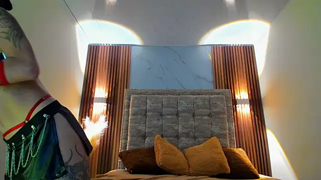 jessi lemuss online show from 03-12-25, 11:44