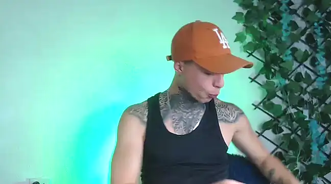 Snapshot of 7_Saturno_7 chatting on 02-27-25, 10:20 7 Saturno 7 online show from 02-27-25, 10:20