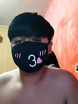 LuisA Femm online show from 02-18-25, 05:42