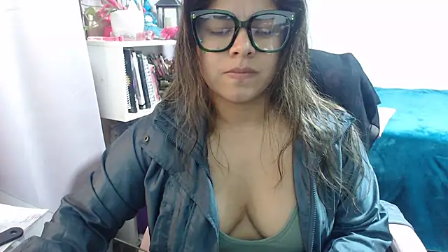 KatteAngelLat online show from 12-01-25, 01:32