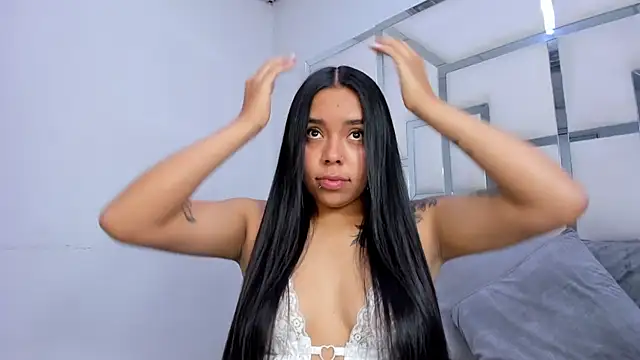 ZoeWan69 online show from 11-24-25, 11:54