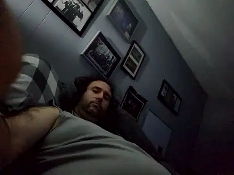 Snapshot of maddy060606 chatting on 10-04-25, 08:12 maddy060606 online show from 10-04-25, 08:12