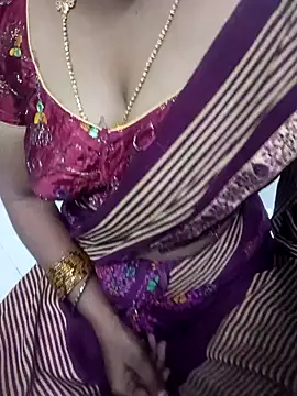 varsha-milky1 online show from 02-05-25, 04:37
