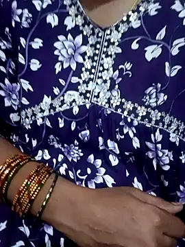 varsha-milky1 online show from 02-10-25, 05:58