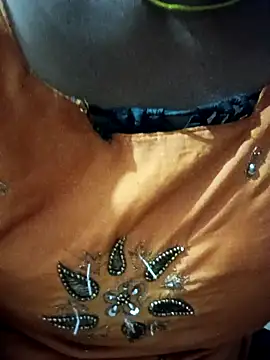 varsha-milky1 online show from 03-19-25, 10:11