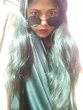 Snapshot of Miss_triha chatting on 02-02-25, 07:41 Miss triha online show from 02-02-25, 07:41