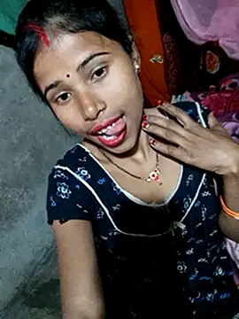 Snapshot of Miss_triha chatting on 02-08-25, 10:50 Miss triha online show from 02-08-25, 10:50