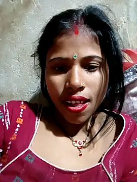 Snapshot of Miss_triha chatting on 03-11-25, 12:54 Miss triha online show from 03-11-25, 12:54