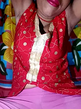 Snapshot of Miss_triha chatting on 11-01-25, 01:24 Miss triha online show from 11-01-25, 01:24