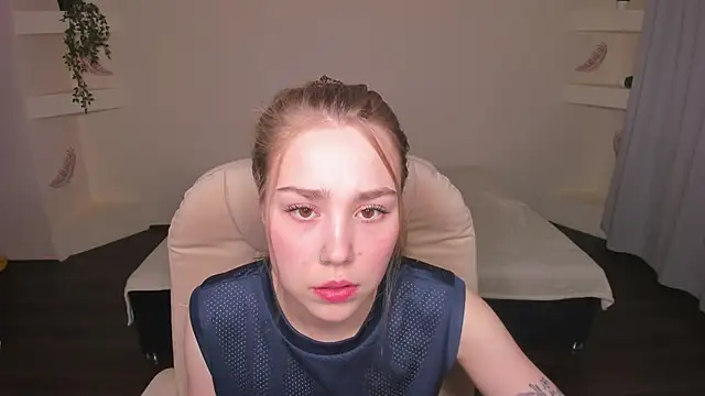 Snapshot of YourMegan chatting on 02-22-26, 05:33 YourMegan online show from 02-22-26, 05:33