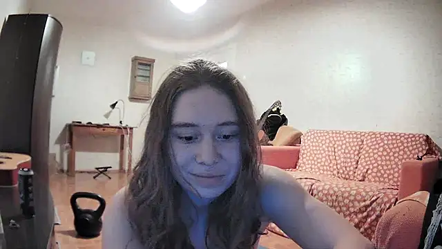 girliemilk online show from 02-21-25, 05:20