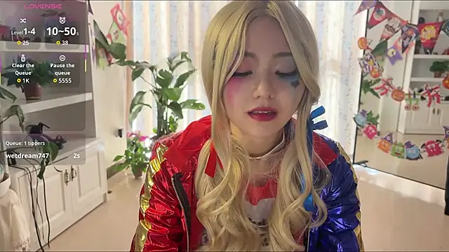 Snapshot of nanaliu6 chatting on 10-27-25, 07:01 nanaliu6 online show from 10-27-25, 07:01