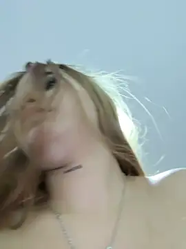 Snapshot of akirahattori chatting on 01-31-26, 11:58 akirahattori online show from 01-31-26, 11:58