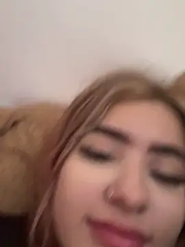 Snapshot of akirahattori chatting on 02-15-26, 03:31 akirahattori online show from 02-15-26, 03:31