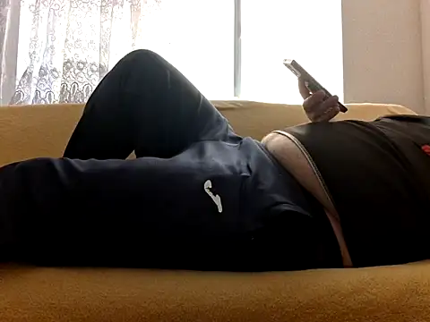 Snapshot of vitek1110 chatting on 09-18-25, 08:16 vitek1110 online show from 09-18-25, 08:16