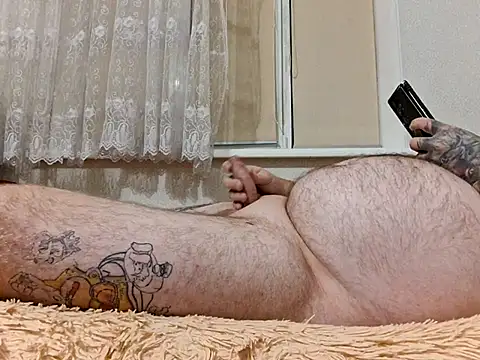 Snapshot of vitek1110 chatting on 10-09-25, 04:16 vitek1110 online show from 10-09-25, 04:16